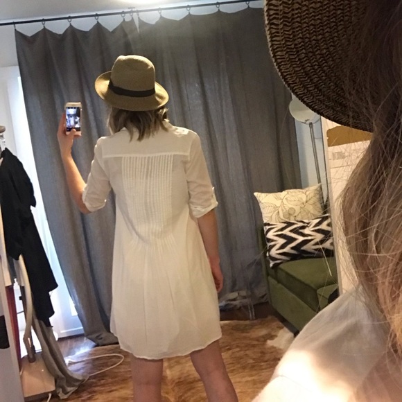 Lightweight Summer Dress - Picture 4 of 8